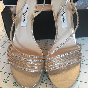 NIB NINA of New York Rhinestone Heels